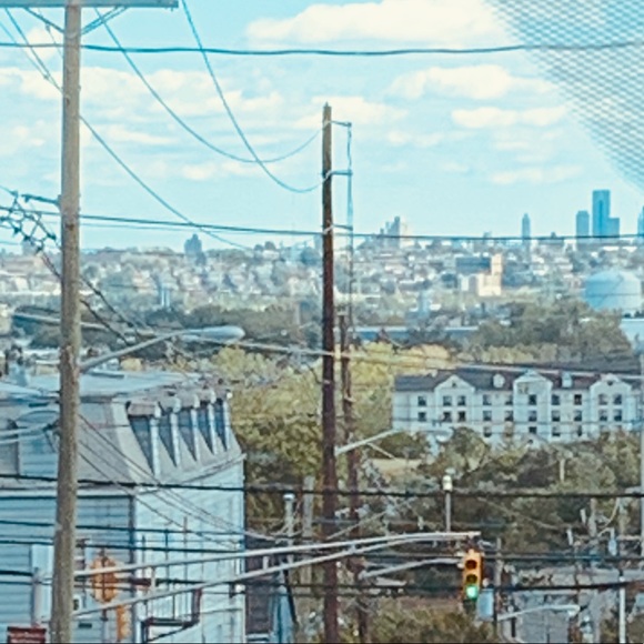 Meet your Posher, Kayla - Picture 1 of 2